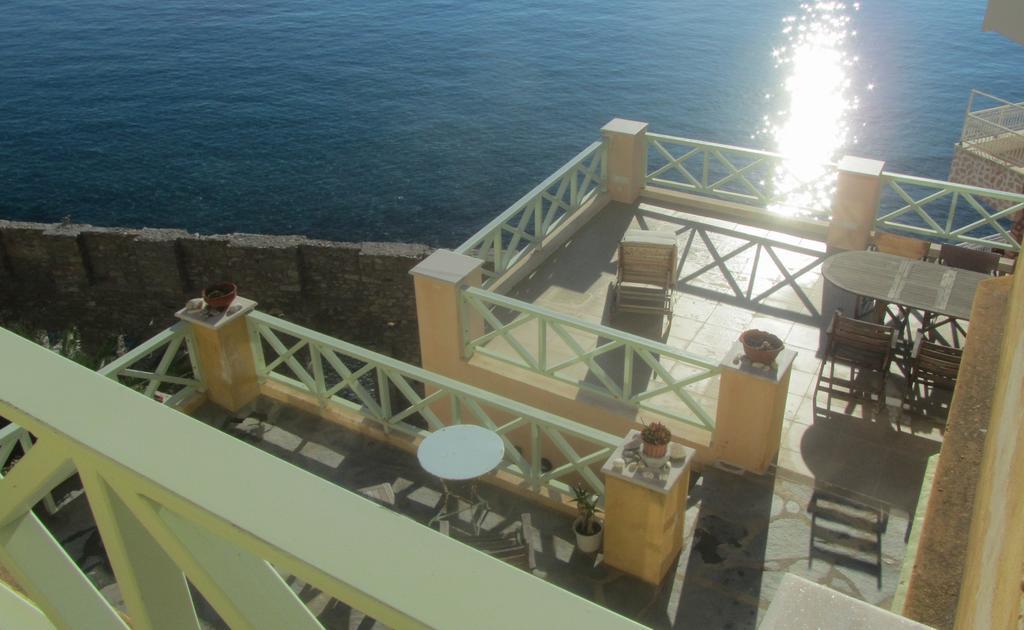 Apollonos Seafront Apartment Ermoupoli Esterno foto