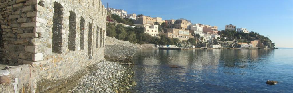 Apollonos Seafront Apartment Ermoupoli Esterno foto
